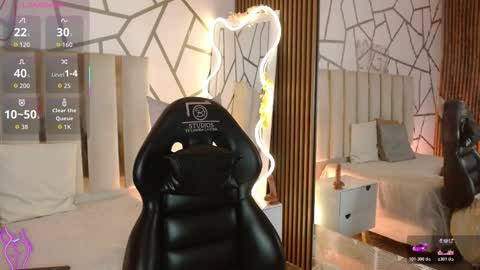 Snapshot of cyrus_tay chatting on 01.10.26 cyrus_tay online show from 01.10.26