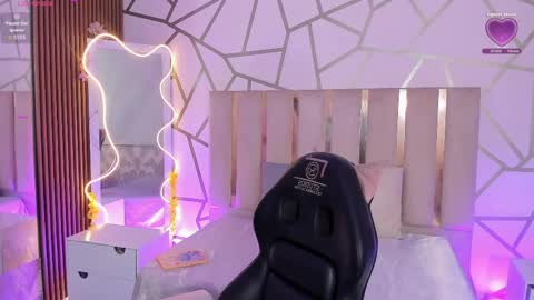 cyrus_tay online show from 04.01.26