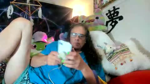 Andrew Thomas online show from 11.11.25