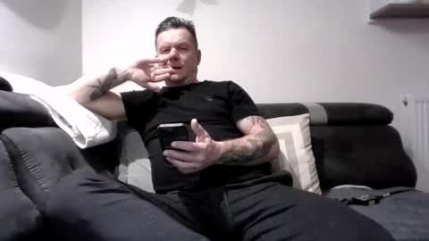 Snapshot of czerbis chatting on 02.10.25 czerbis online show from 02.10.25