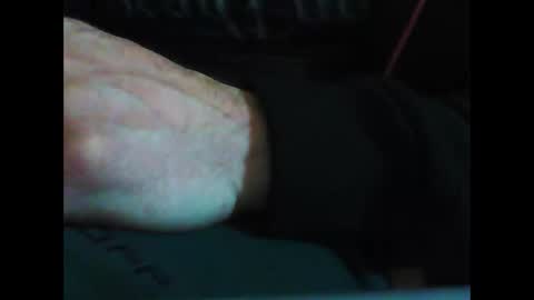 Snapshot of czestus chatting on 01.01.25 czestus online show from 01.01.25