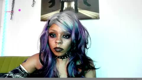 Snapshot of d00m4d00dz chatting on 06.18.26 nerdyhotgoth online show from 06.18.26