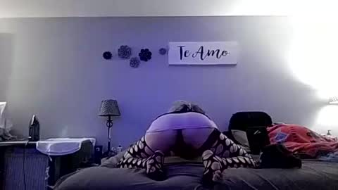 IMA PUT IT ON YA SHOULDER SO U CAN THINK ABOUT IT online show from 10.08.25