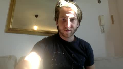 Snapshot of d3nnis_123 chatting on 02.17.25 d3nnis_123 online show from 02.17.25