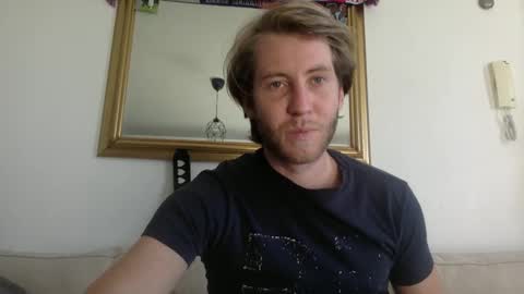 Snapshot of d3nnis_123 chatting on 02.18.25 d3nnis_123 online show from 02.18.25