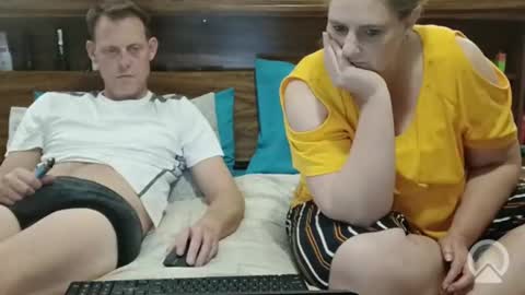 Snapshot of d4p_couple chatting on 09.10.25 Deb   peter online show from 09.10.25