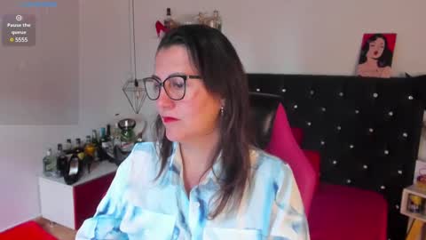 Mia  online show from 02.27.25