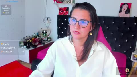 Mia  online show from 03.01.25