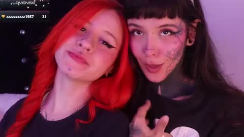 Snapshot of daarlene chatting on 01.25.25 Darlene online show from 01.25.25