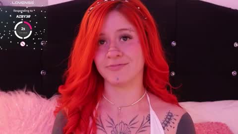 Snapshot of daarlene chatting on 02.28.25 Darlene online show from 02.28.25