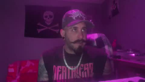Snapshot of dabirdfree chatting on 06.10.26 Destroyer online show from 06.10.26