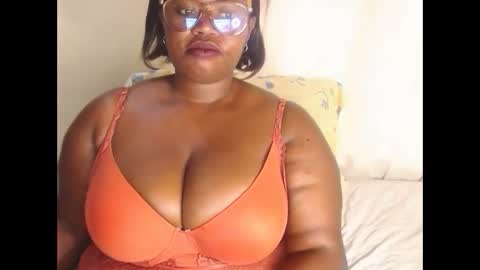 Snapshot of dackchoc21 chatting on 11.05.25 dackchoc21 online show from 11.05.25