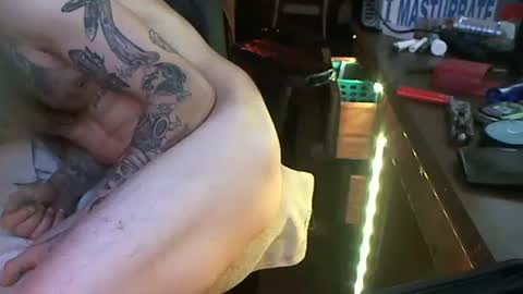 Snapshot of dadddyyycloudy chatting on 01.27.25 dadddyyycloudy online show from 01.27.25