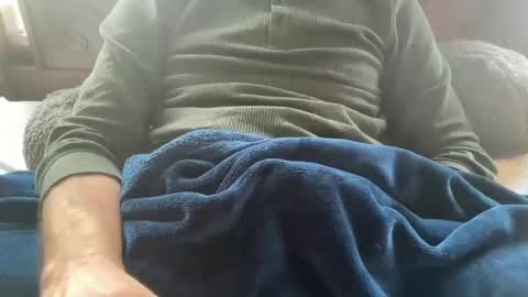 Snapshot of daddnextdoor chatting on 02.24.25 daddnextdoor online show from 02.24.25