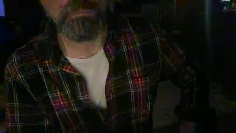 Snapshot of daddnextdoor chatting on 09.28.25 daddnextdoor online show from 09.28.25