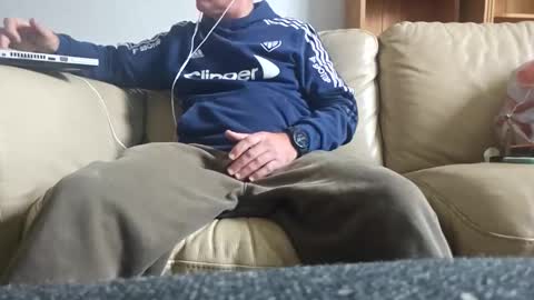 Snapshot of daddy33383 chatting on 10.18.25 daddy33383 online show from 10.18.25