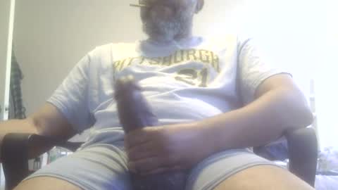 Snapshot of daddy_412 chatting on 05.29.26 daddy_412 online show from 05.29.26