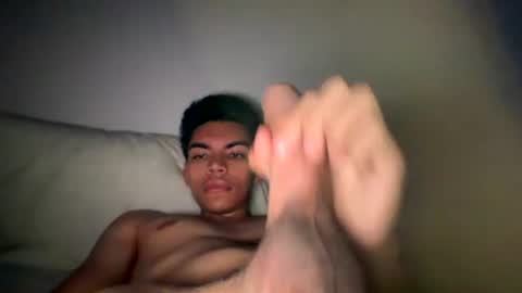 daddy_long_legs25 online show from 07.26.26