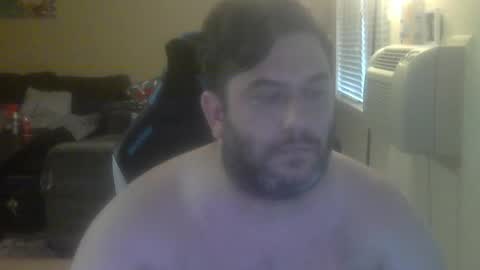 Snapshot of daddybody4u chatting on 01.31.25 daddybody4u online show from 01.31.25