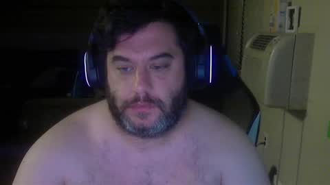 Snapshot of daddybody4u chatting on 09.12.25 daddybody4u online show from 09.12.25