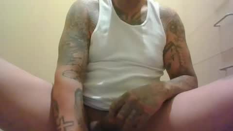 Snapshot of daddyjayare760 chatting on 12.31.24 daddyjayare760 online show from 12.31.24