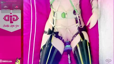 Im Andrea Nice to see you here  I love patterns soo much online show from 12.02.25