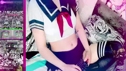 Snapshot of daddyslittlegirl01 chatting on 01.17.26 Im Andrea Nice to see you here I love patterns soo much online show from 01.17.26