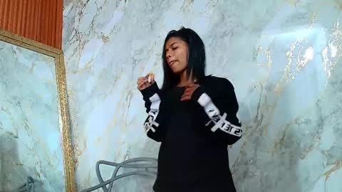 Anny  online show from 03.04.25