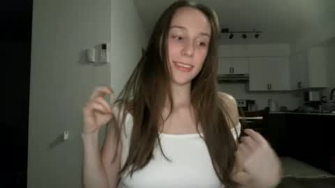 Snapshot of daddysssgoodgirl chatting on 10.06.25 daddys good girl online show from 10.06.25