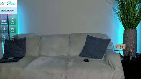 Snapshot of daddyxxluna chatting on 10.05.25 ConstructionDaddy and Lady Luna online show from 10.05.25