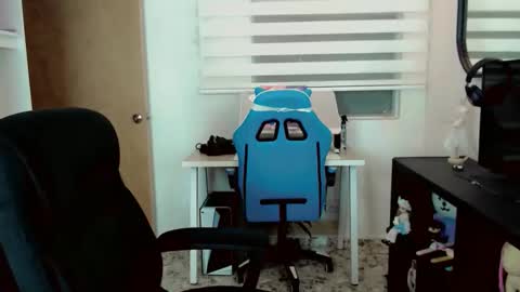 Snapshot of dae_lune chatting on 02.08.26 dae_lune online show from 02.08.26