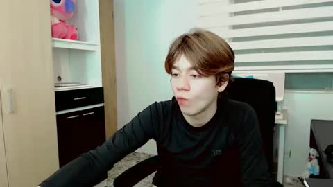 Snapshot of dae_lune chatting on 02.10.26 dae_lune online show from 02.10.26