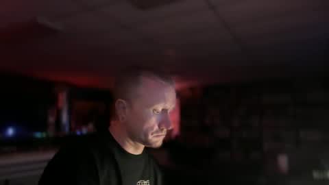 Snapshot of daemon456321 chatting on 10.09.25 daemon online show from 10.09.25