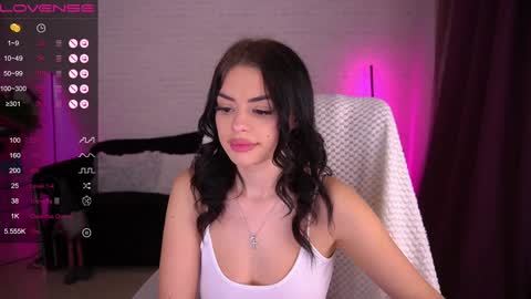 Snapshot of daenerys_daen chatting on 12.03.24 daenerys_daen online show from 12.03.24