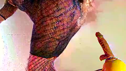 Snapshot of daesifo2 chatting on 11.08.25 Daesifo online show from 11.08.25