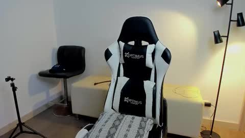 Allan Daf online show from 11.24.25