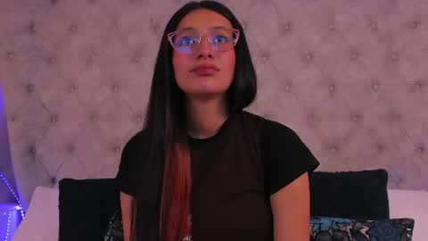 Snapshot of dafne_bss chatting on 07.18.26 dafne_bss online show from 07.18.26