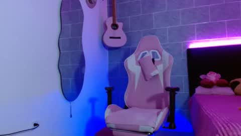 dafne_hot77 online show from 04.21.26