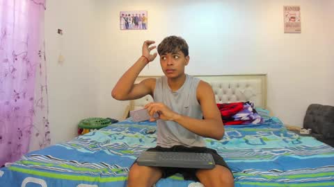 Snapshot of dafnezahiraa_ chatting on 01.30.25 dafnezahiraa  online show from 01.30.25