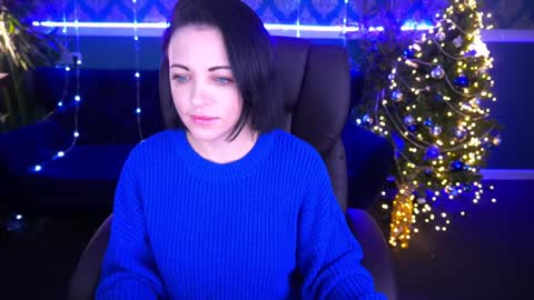 Dafni Mon online show from 12.15.24