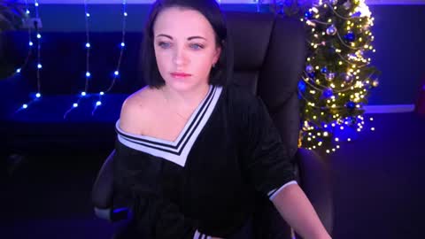 Dafni Mon online show from 12.16.24