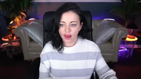 Snapshot of dafni_mon chatting on 04.23.26 Dafni Mon online show from 04.23.26