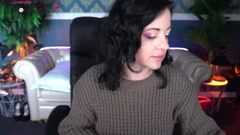 Snapshot of dafni_mon chatting on 04.30.26 Dafni Mon online show from 04.30.26
