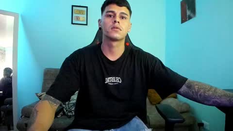 Snapshot of dage_19 chatting on 12.05.24 my name is Jhon and I live in colombia online show from 12.05.24