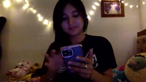 Snapshot of dahiana2727 chatting on 11.18.25 dahia online show from 11.18.25