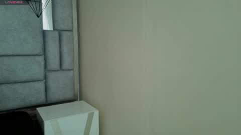 Snapshot of dahiana_dmour chatting on 06.24.26 Dahiana online show from 06.24.26