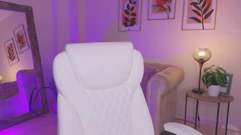Snapshot of dahiana_walcott chatting on 05.18.26 Dahiann Walcott online show from 05.18.26