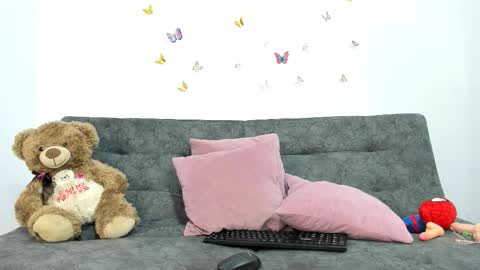 dahianaroa online show from 02.18.26