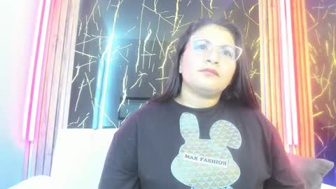 Snapshot of dahlia_vera23_aws chatting on 09.18.25 dahlia_vera23_aws online show from 09.18.25