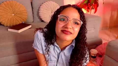 Snapshot of dahliabrowniee chatting on 04.29.26 Dahli online show from 04.29.26